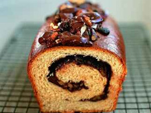 Roulé au chocolat et aux noix de pécan