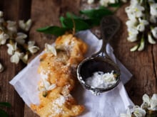 Beignets d'acacia rapide