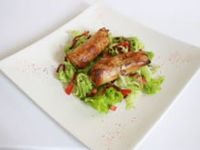 Bricks à la fondue de chou-tomate-piment d'Espelette & au magret séché