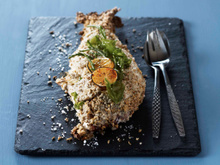 Petite daurade en croûte de sel parfumée au citron et fenouil