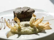 Cœur de filet de bœuf de race Aubrac au cacao, gratin Dauphinois repensé