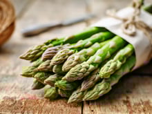 Profitez de la saison des asperges avec ses délicieuses recettes qui sentent bon le printemps !