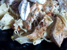 Tagliatelles au poulet et Saint-Môret