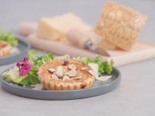 Tartelettes à l'oignon et au Grana Padano