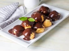 Choux à la crème chocolatée