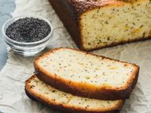 Cake au citron, orange et graines de pavot.