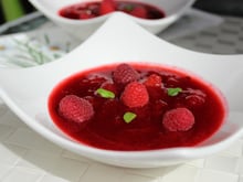 Soupe glacée aux fruits d'été