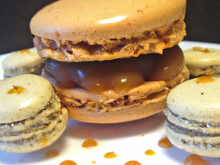 Macaron caramel beurre salé / chocolat