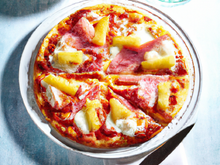 Pizza jambon ananas et mozzarella