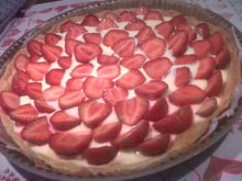 Tarte aux fraises sur son lit de crème patissière
