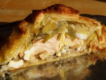 Koulibiac de saumon revisité aux poireaux et au vin blanc