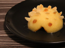 Pomme hérisson aux amandes