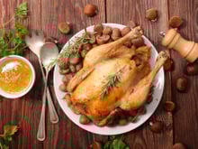 “On s'est régalé” : voici comment réussir une dinde aux marrons parfaite pour Noël avec notre recette !