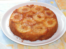 Gâteau caramélisé à l'ananas rapide