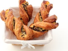 Torsades Suisses à la crème pâtissière et aux pépites de chocolat