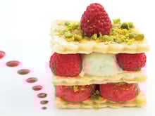Mille-feuilles glacé à la framboise & pistache