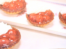 Tartes cerises chantilly