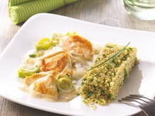 Poulet et poireaux sauce moutarde, quinoa aux herbes