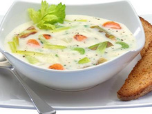 Soupe de poireaux aux pommes de terre, thym et Philadelphia