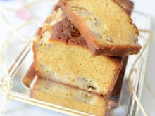 Cake crumble au chocolat blanc et banane