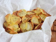 Chips de pommes de terre maison