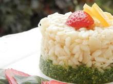 Risotto au pesto de basilic et gorgonzola et carpaccio de fraises