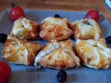 Mes petits paniers feuilletés au st agur et st nectaire