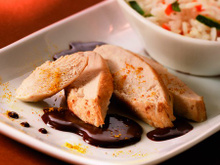 Aiguillettes de poulet sauce curry et chocolat