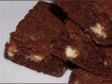 Brownies au Chocolat Noir, Chocolat Blanc et Piment d'Espelette