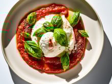 On a trouvé le dip parfait et ensoleillé qui va remplacer le houmous à l’apéro cet été !