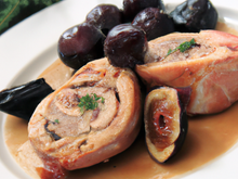 Chapon farcie au foie gras et aux pruneaux