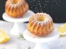 Cake amande, citron romarin au buttermilk