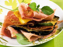 Mille feuille de jambon cuit et sec, légumes grillés