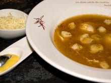 Œufs pochés en bouillabaisse