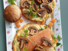 Galettes de sarrasin aux champignons, saumon fumé et Chavroux