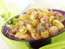 Coquillettes à Poêler de Panzani aux champignons et allumettes de bacon