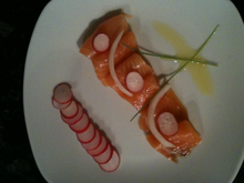 Carpaccio de saumon aux diamants rouges