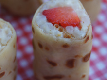 Makis sucrés à la fraise