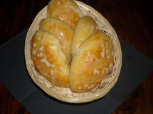 Briochettes et pain au lait au sucre