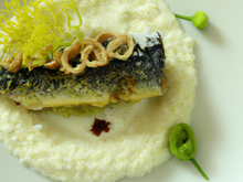 Espuma de sardines croustillant de gomasio parmesan