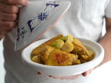 “On s'est régalé” : notée 4,9/5, notre recette de tajine de poulet au citron confit n’attend plus que vous !