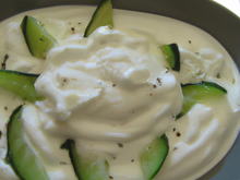 Cuisine grecque : concombre au yaourt