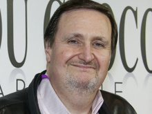 Alerte gourmandise : Philippe Conticini lance son croissant roll XXL à tester d’urgence !