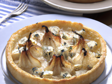 Tartelette fine aux poires et Roquefort