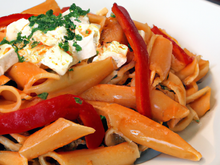 Pâtes aux poivrons rouges et féta