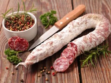 Rappel produit : ce saucisson ne doit surtout pas être consommé et on vous dit pourquoi !