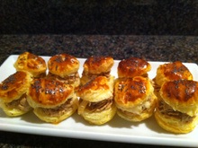 Petits feuilletés au beurre de sardine