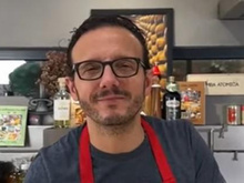 L’astuce du bouchon de liège dans la sauce bolognaise a-t-elle un intérêt ? Simone Zanoni tranche la question