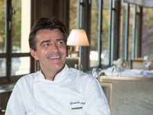 Yannick Alleno partage sa recette de compote de poires à la vanille avec seulement 3 ingrédients !