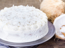 Layer cake chocolat blanc et noix de coco